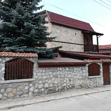 Diva Reka Beli Iszkar